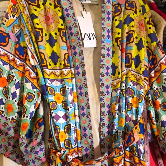 Zara NWTs Satin Colorful Boho Floral Kimono Duster - Picture 7 of 8